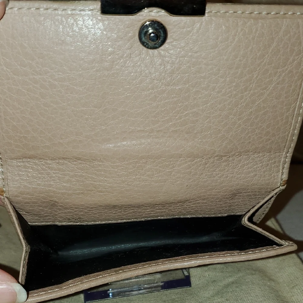 Gucci Brown and Tan Wallet - Picture 8 of 17